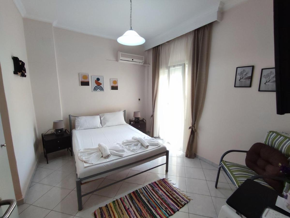 Victoria'S Apartment Kavala Esterno foto